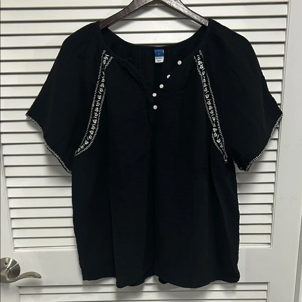 Boho Embroidered Gauzy Peasant Top - Black - Picture 1 of 5